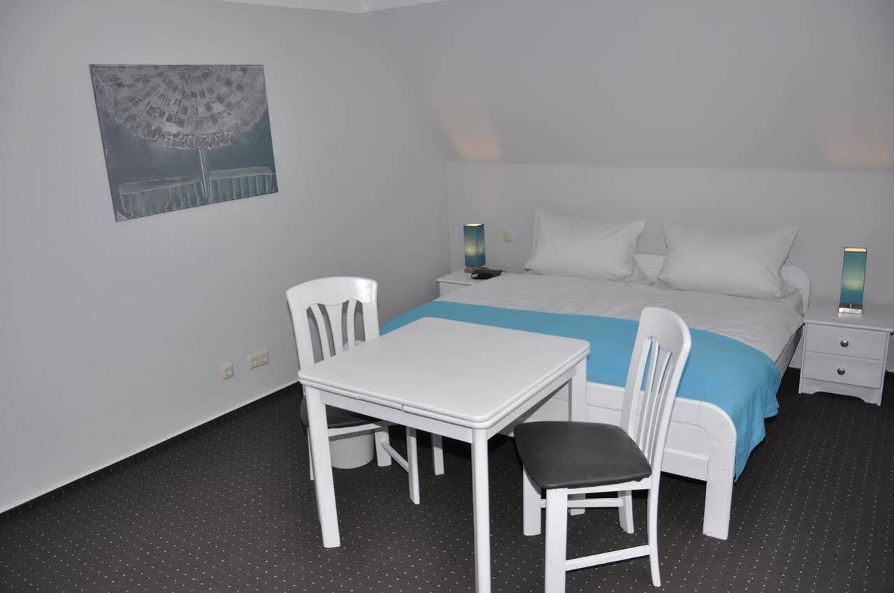 Basalt Hotel Restaurant Lounge Hohwacht Bagian luar foto